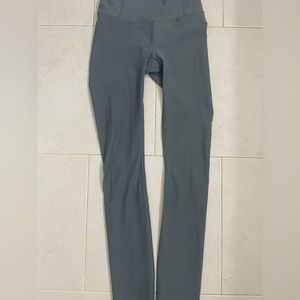 Lululemon size 2 blue leggings